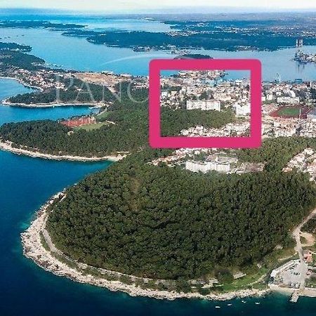 Popovic Apartment Пула Екстериор снимка