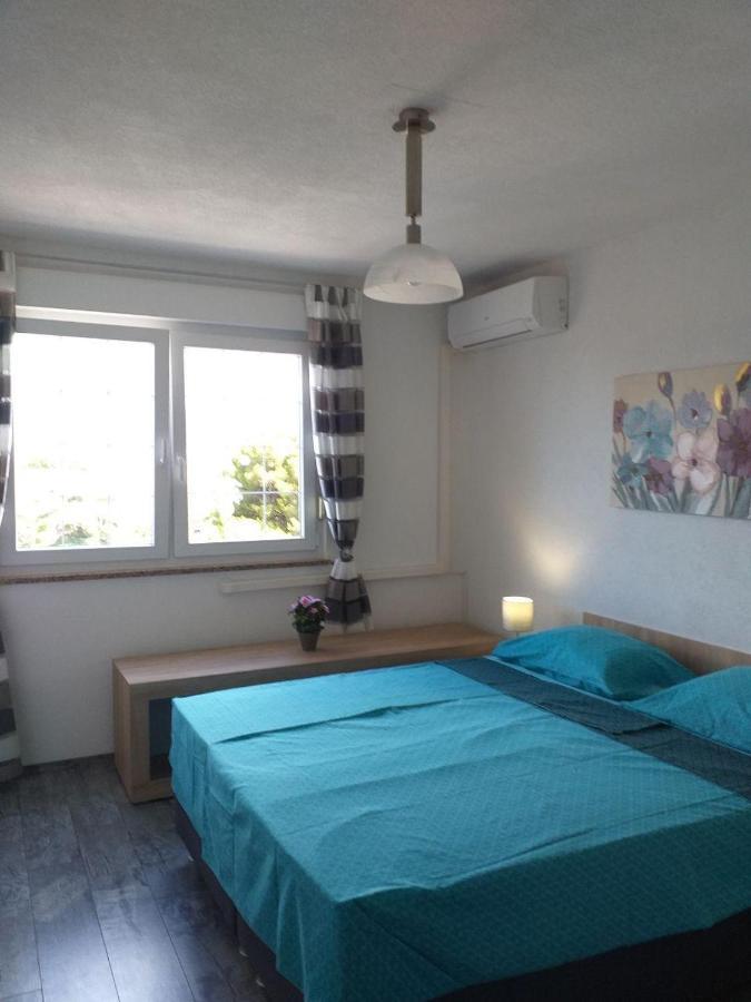 Popovic Apartment Пула Екстериор снимка